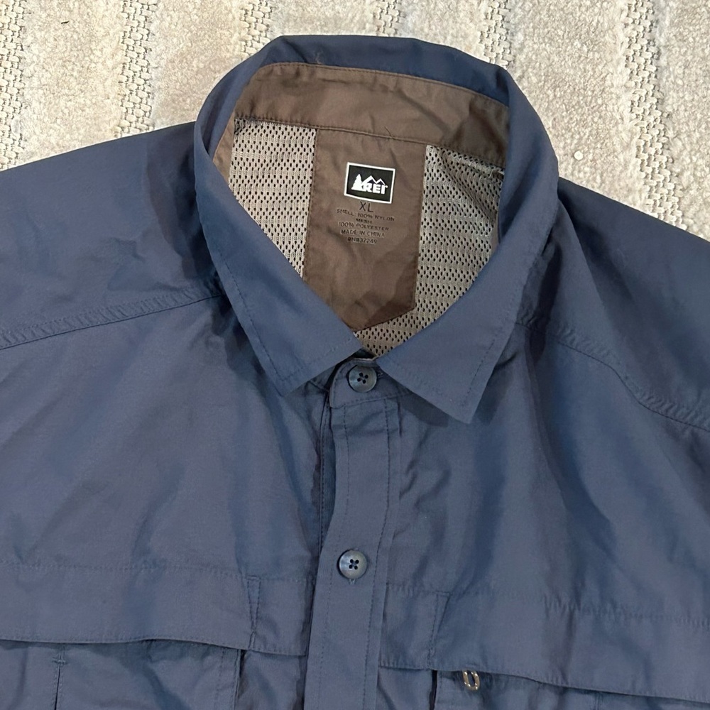 REI Co-op Men’s Blue Long Sleeve Vented Hiking/Fishing Button Down Shirt - XL